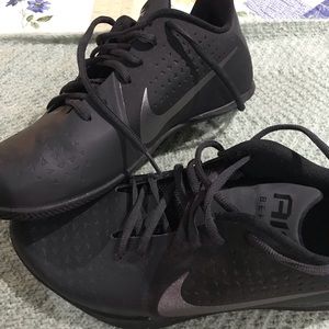 Nike Air Behold Men’s Sneakers